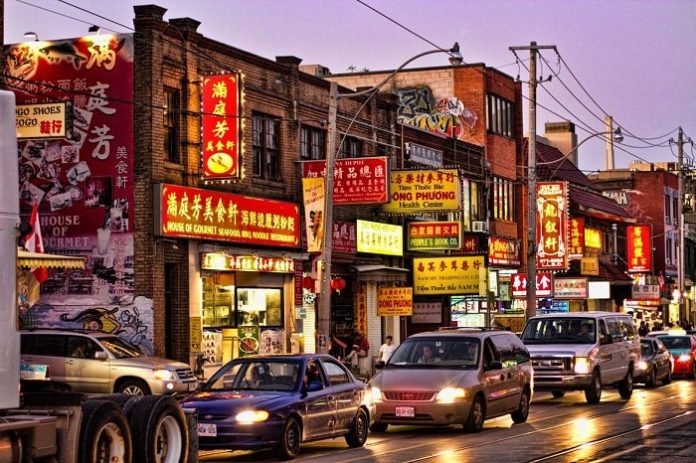 Người Việt nên biết những địa điểm đi chợ ở Canada đậm nét Á Đông