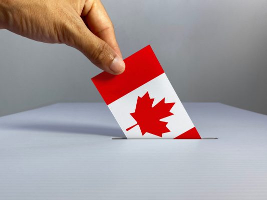 Canada tổ chức đợt rút hồ sơ Express Entry đầu tiên trong năm 2023