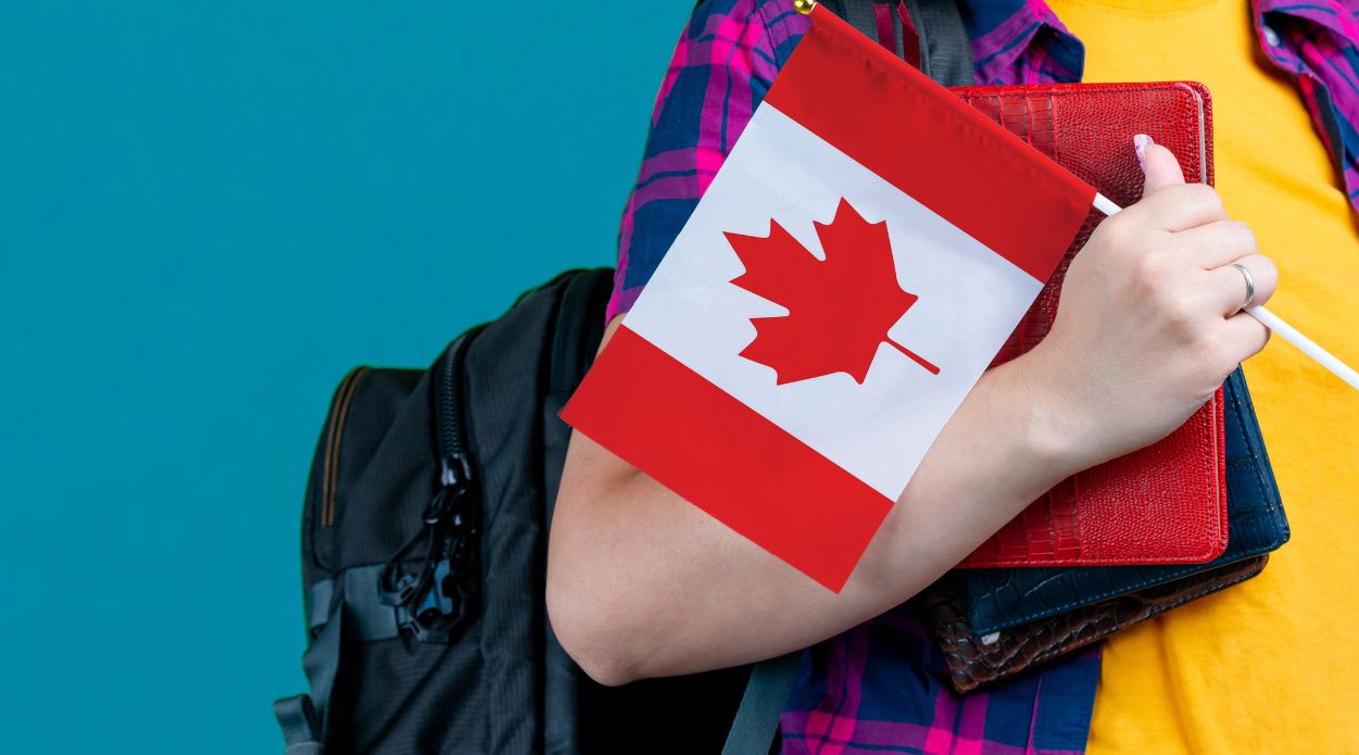 Bộ di trú Canada thông báo thay đổi mới về chỉ tiêu cấp Giấy phép lao động cho người nước ngoài