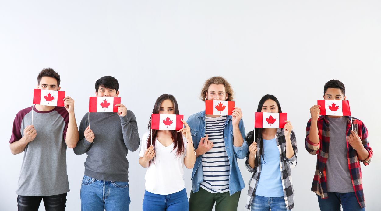 Canada kéo dài thời hạn Thư ủy quyền làm việc tạm thời cho du học sinh tốt nghiệp