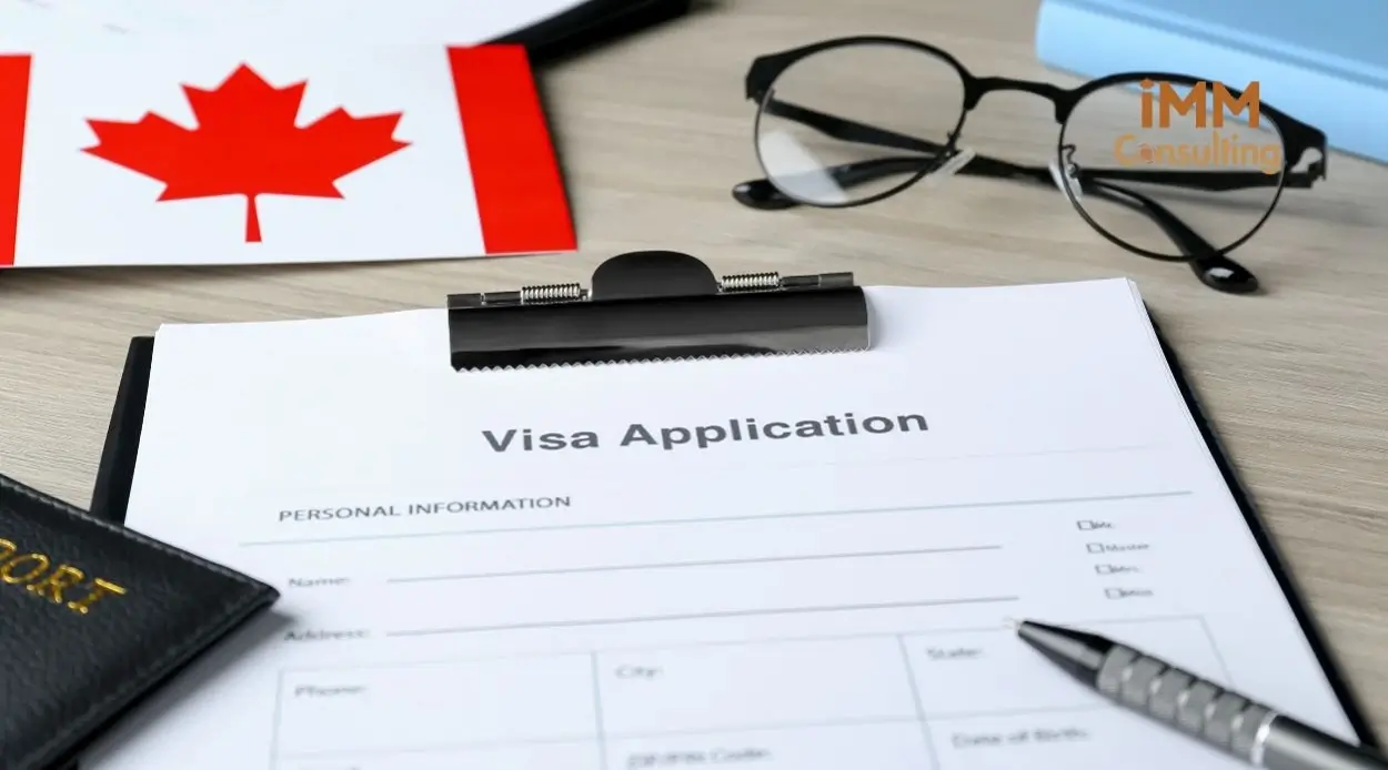 British Columbia rút hồ sơ đề cử tỉnh bang, Manitoba dừng cấp Open Work Permit cho ứng viên PNP